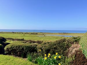 Photo 6- click for photo gallery